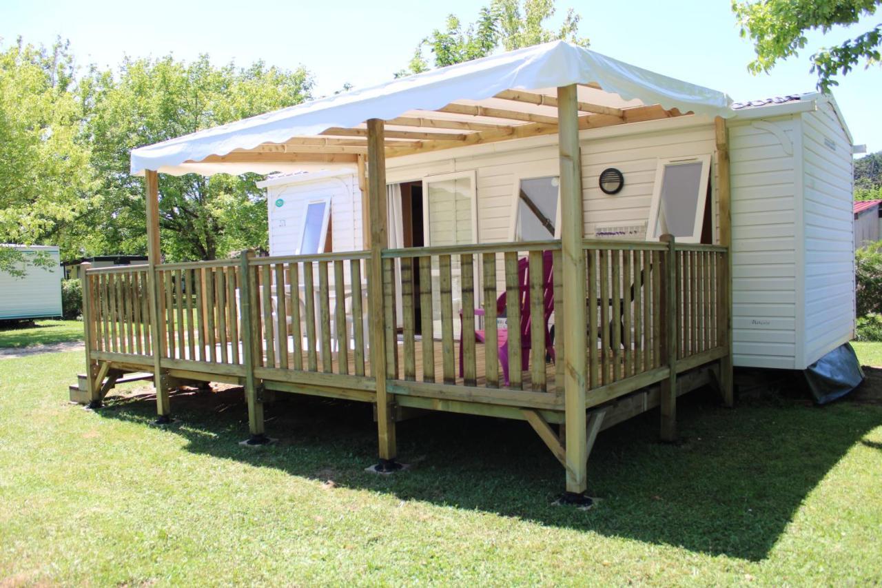 Camping Familial Paisible Avec Piscine, Mobil Home , Chalet, Studio & Emplacement Nue Casties-Labrande Dış mekan fotoğraf