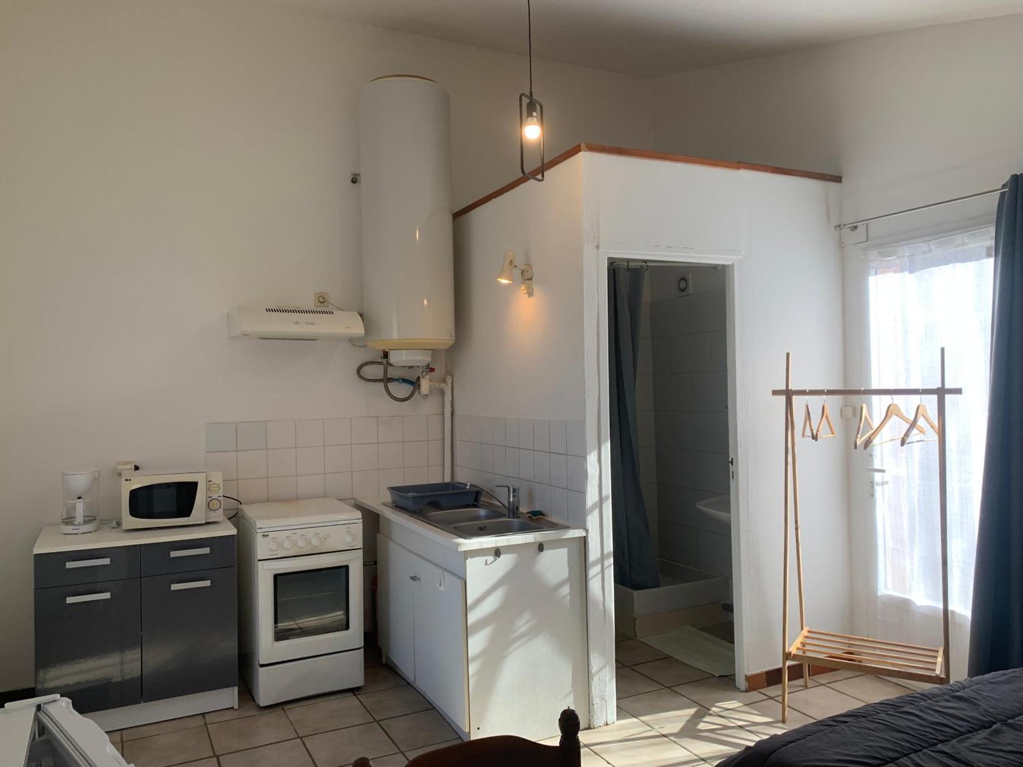 Camping Familial Paisible Avec Piscine, Mobil Home , Chalet, Studio & Emplacement Nue Casties-Labrande Dış mekan fotoğraf
