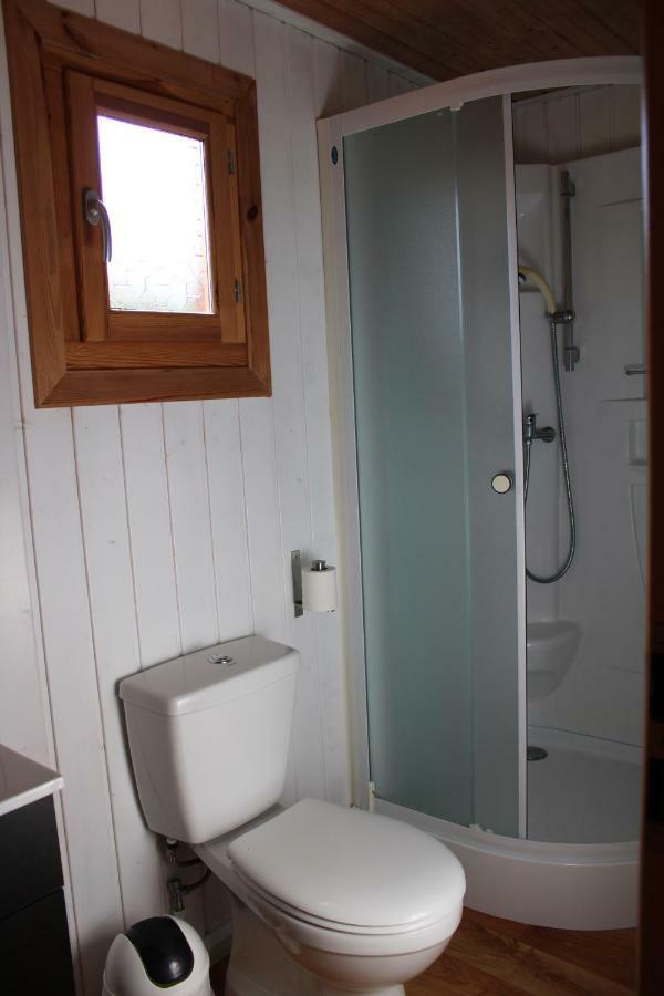 Camping Familial Paisible Avec Piscine, Mobil Home , Chalet, Studio & Emplacement Nue Casties-Labrande Dış mekan fotoğraf